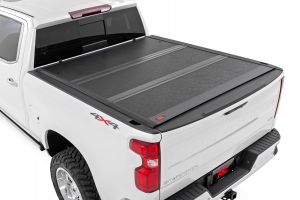 Rough Country Hard Low Profile Bed Cover 6'7" Bed For 19-24 Chevy/GMC 1500 47120650B