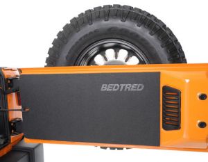 BedTred Premium Molded Tailgate Mat for 07-18 Jeep Wrangler JK, JKU BTJKTG