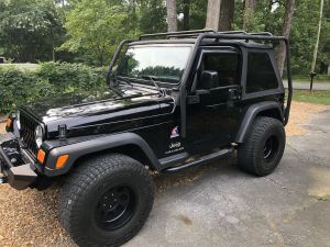 SmittyBilt SRC Roof Rack In Black Textured For 1997-06 Jeep Wrangler TJ 76713