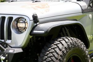 Fishbone Offroad Front Elite Fenders in Aluminum for 18+ Jeep Wrangler JL and 20+ Gladiator JT FB33455F