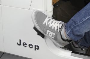 Fishbone Offroad Foot Pegs for 76-06 Jeep CJ, Wrangler YJ & TJ FB21078