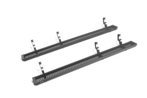 N-Fab Growler Step System - Cab Length (1 Step per Side) - 7 in. Board for selected Chevrolet,GMC models GFC19CC-TX